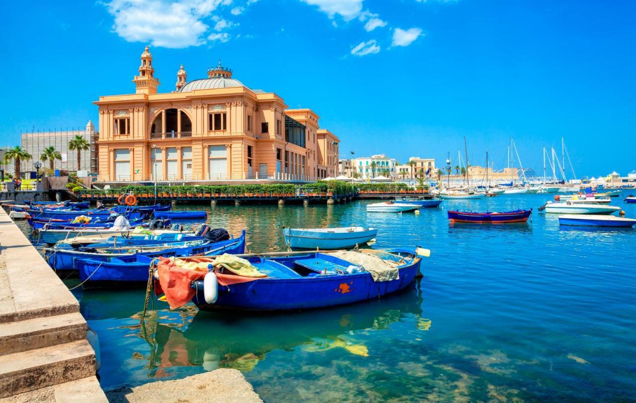 Seagull Apartments - Front And Sea View & Airport Bari Exterior foto